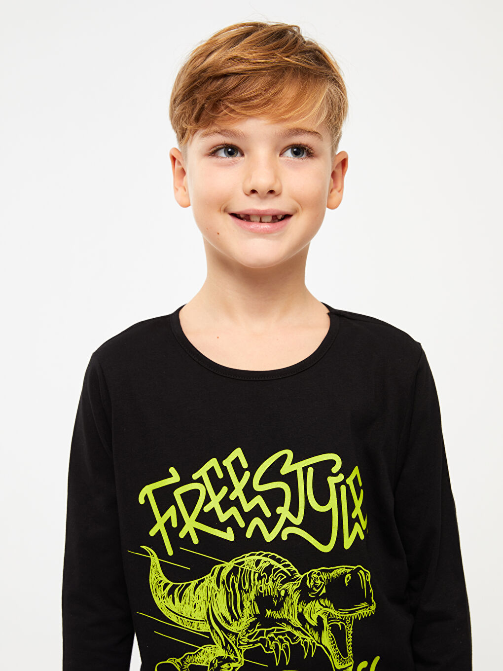 Siyah Bisiklet Yaka Baskılı Uzun Kollu Erkek Çocuk Pijama Takımı-1