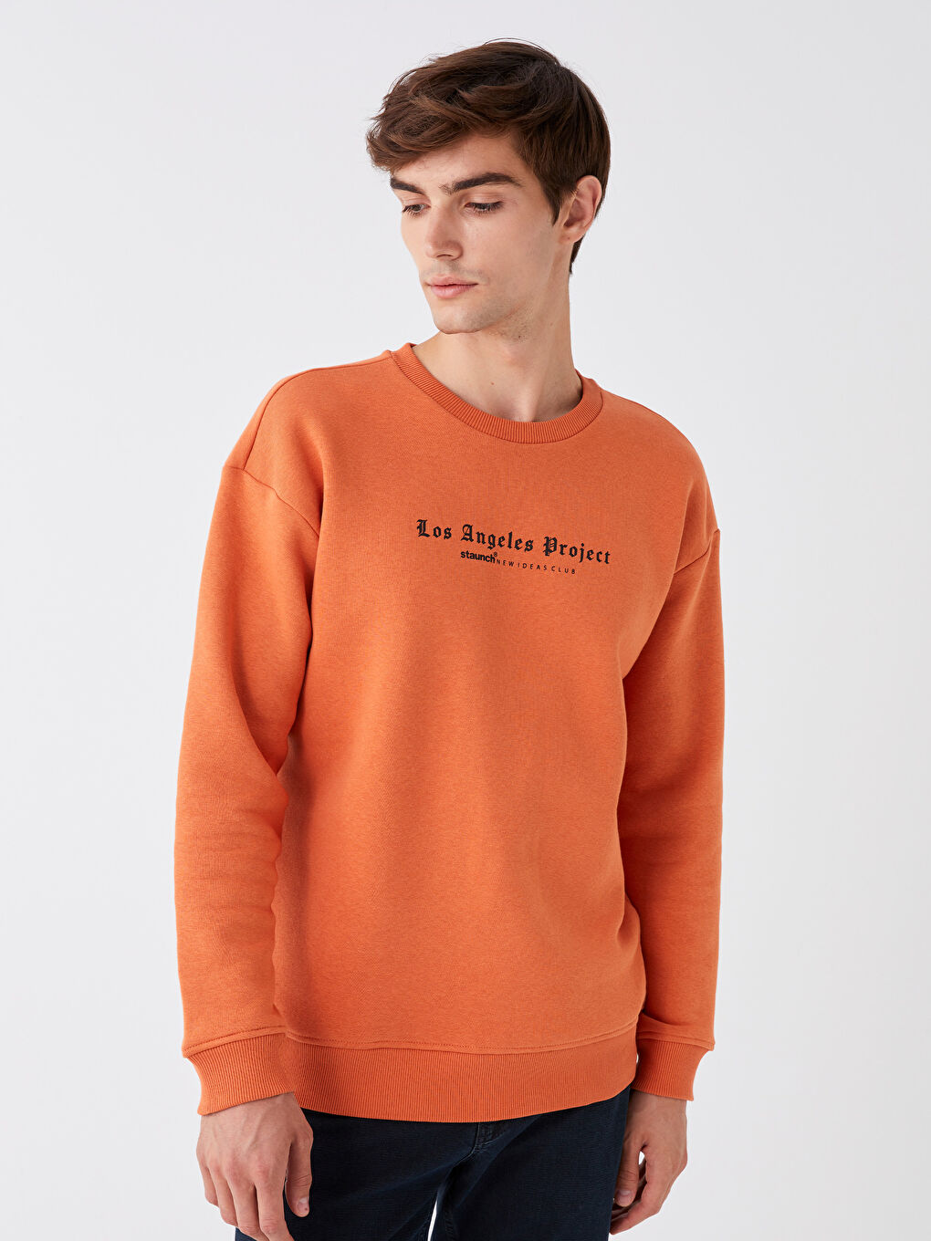 LCW Casual Mat Turuncu Bisiklet Yaka Uzun Kollu Baskılı Erkek Sweatshirt