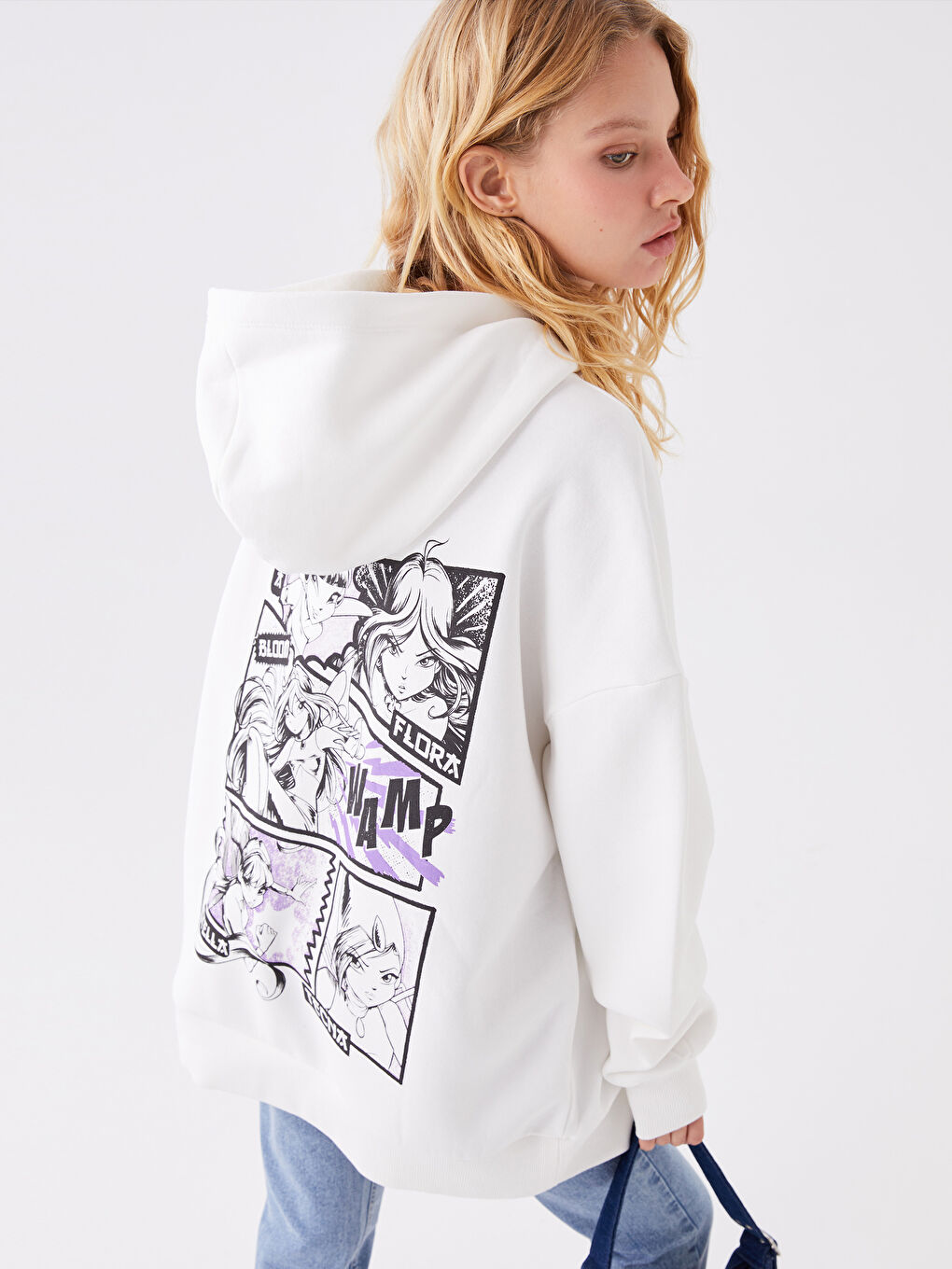 XSIDE Ekru Winx Club Baskılı Oversize Kadın Kalın Hoodie