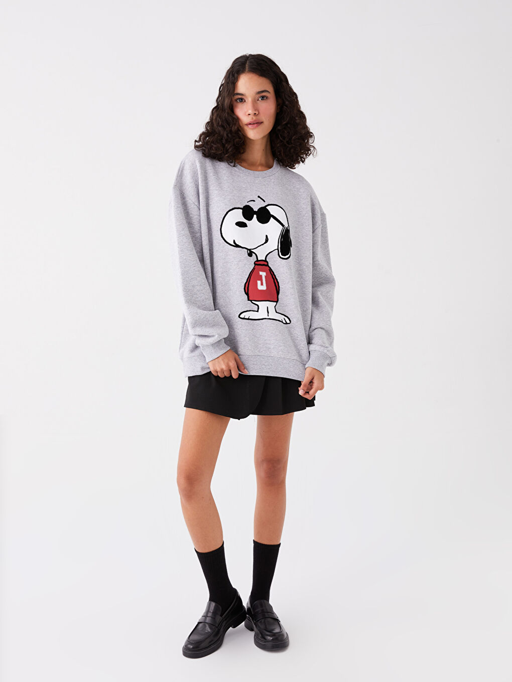 XSIDE Gri Melanj Bisiklet Yaka Snoopy Baskılı Uzun Kollu Oversize Kadın Sweatshirt - 2