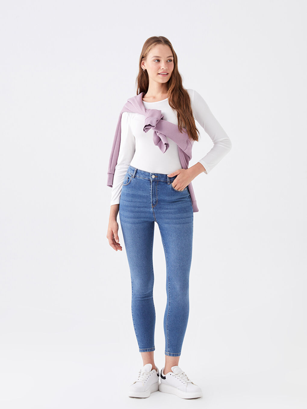 LCW Jeans جینزی ژنانە جۆری سوپەر باریک فیت جوپیته‌ر -W3HB22Z8-507