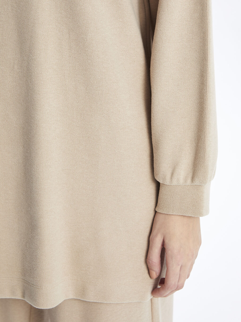 Bej Bisiklet Yaka Düz Uzun Kollu Kadın Tunik-3