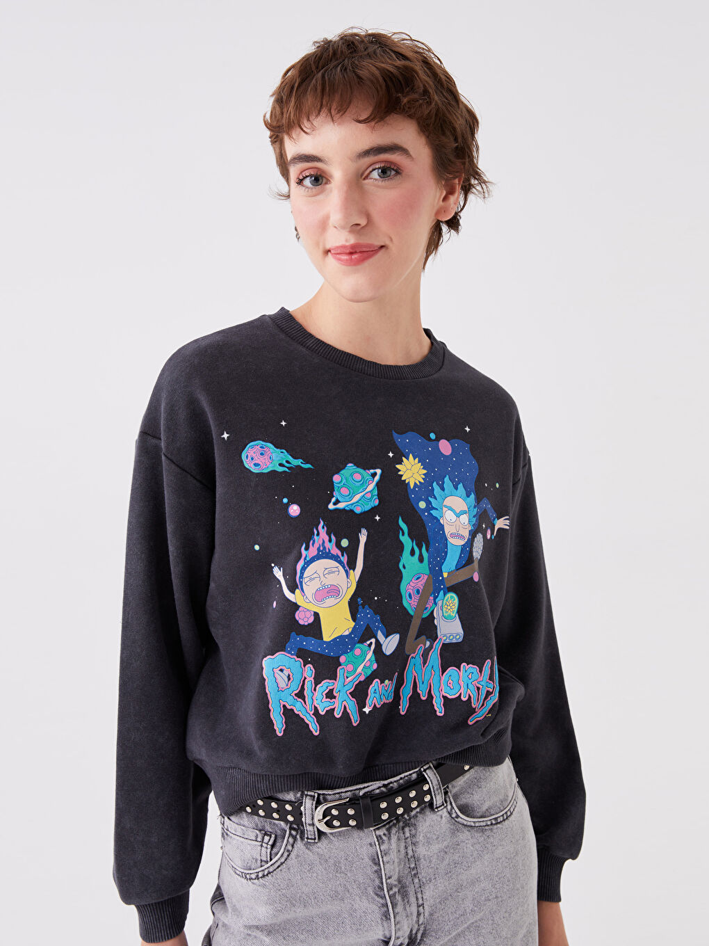 XSIDE Antrasit Bisiklet Yaka Rick and Morty Baskılı Kadın Kalın Sweatshirt - 1