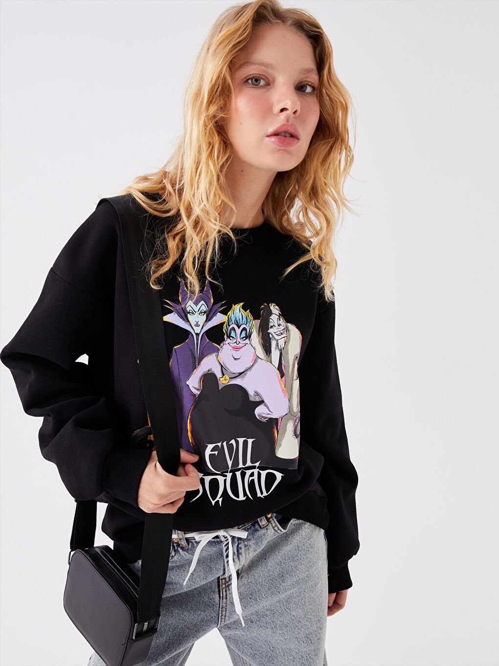 XSIDE Yeni Siyah Bisiklet Yaka Villains Baskılı Uzun Kollu Oversize Kadın Sweatshirt