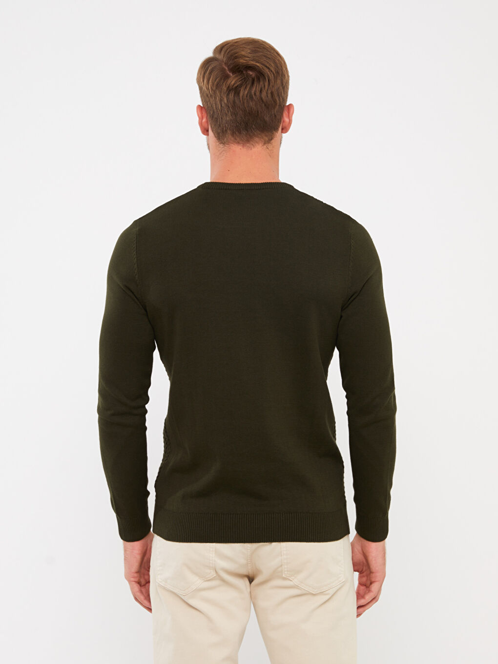 Светр чоловічий трикотажний з круглим вирізом та довгим рукавом-4