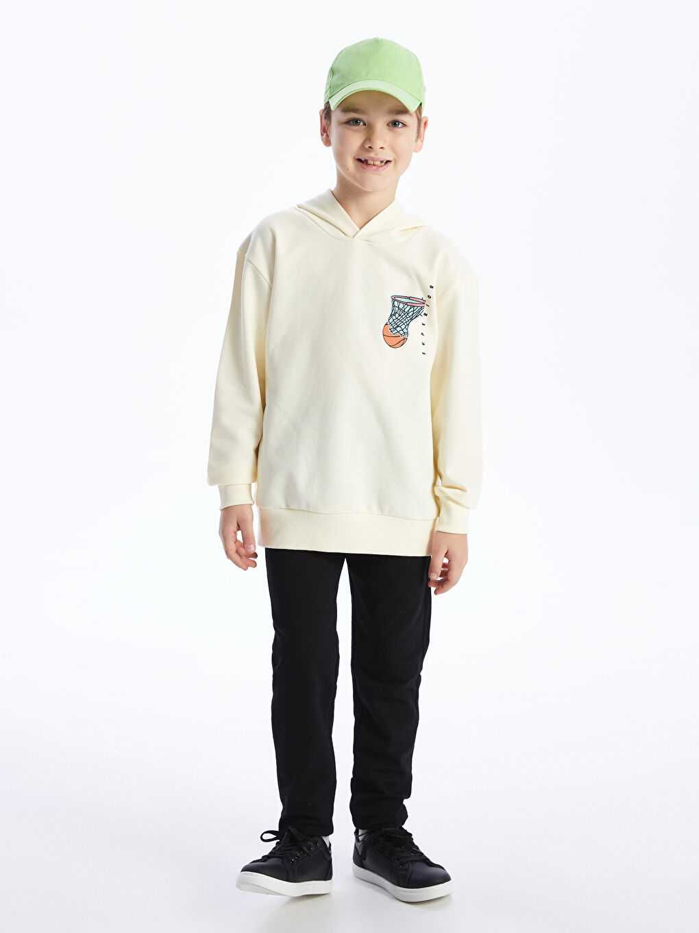 LCW Kids Yeni Siyah Beli Lastikli Basic Erkek Çocuk Jogger Eşofman Altı - 1