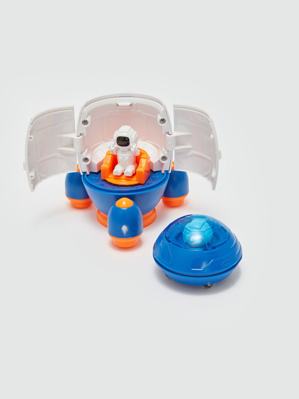 Vaisseau spatial jouet-9