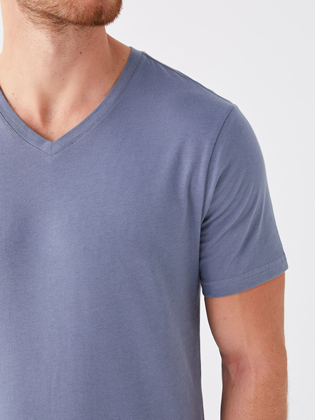 İndigo V Yaka Kısa Kollu Penye Erkek Tişört-3