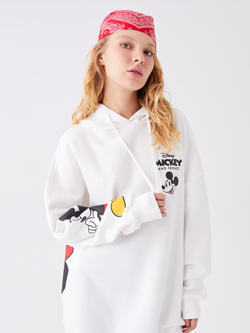 XSIDE Ekru Mickey Mouse Baskılı Oversize Kadın Kalın Hoodie - 1