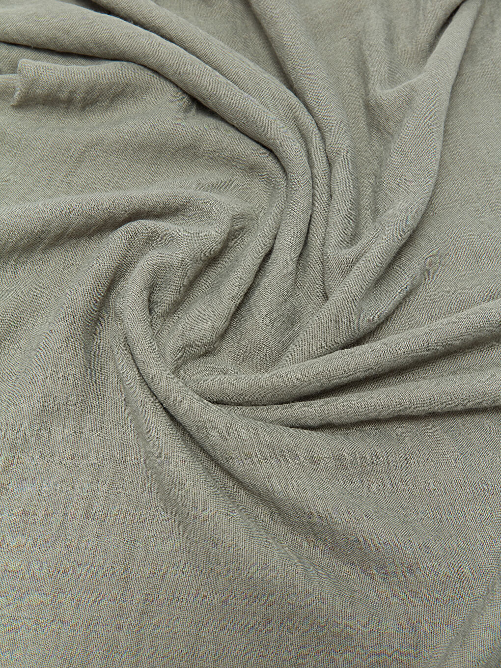 Yeşil Desenli Püskül Detaylı Kadın Şal-2