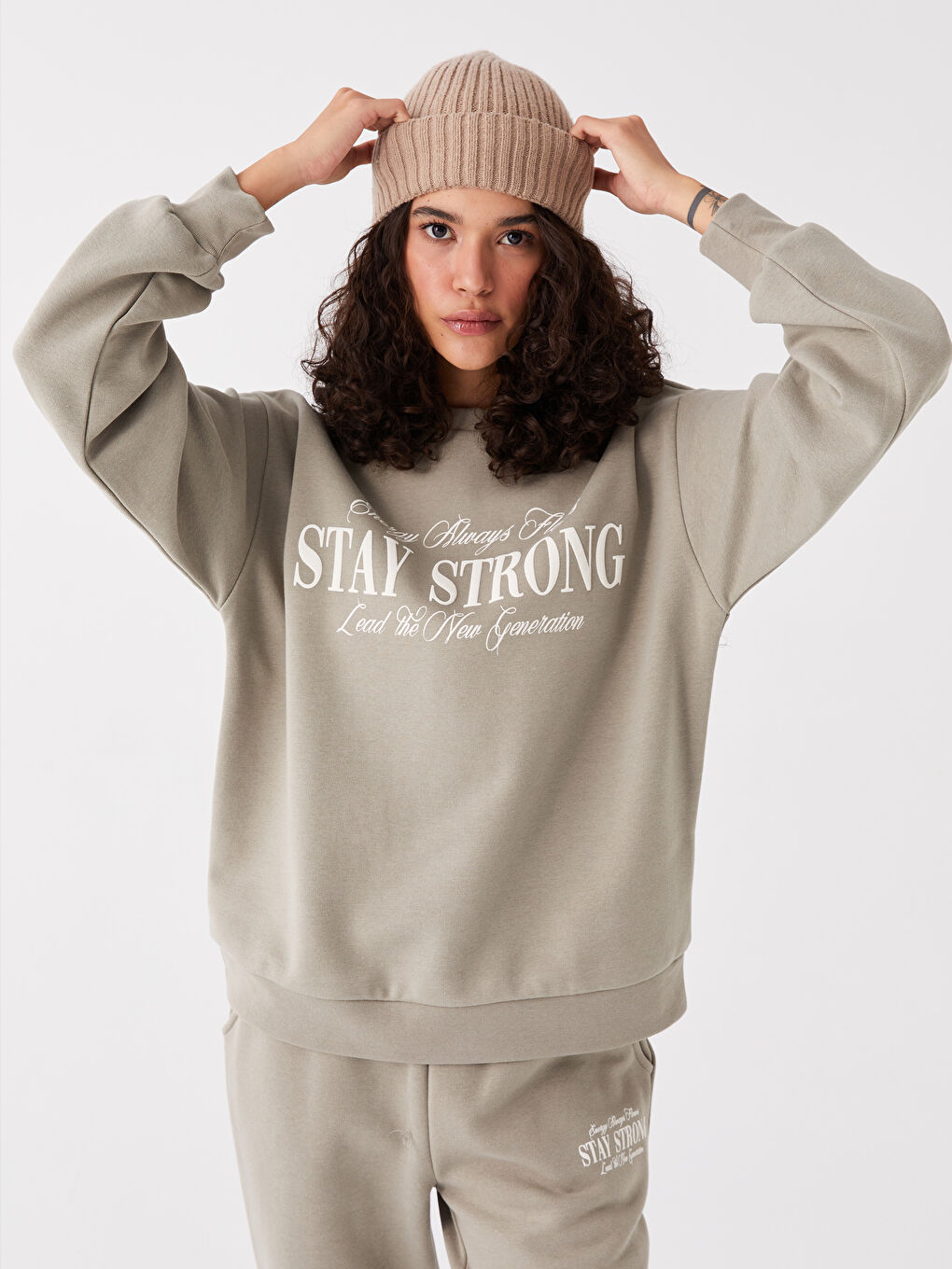 XSIDE Mat Yeşil Bisiklet Yaka Baskılı Oversize Kadın Kalın Sweatshirt - 1