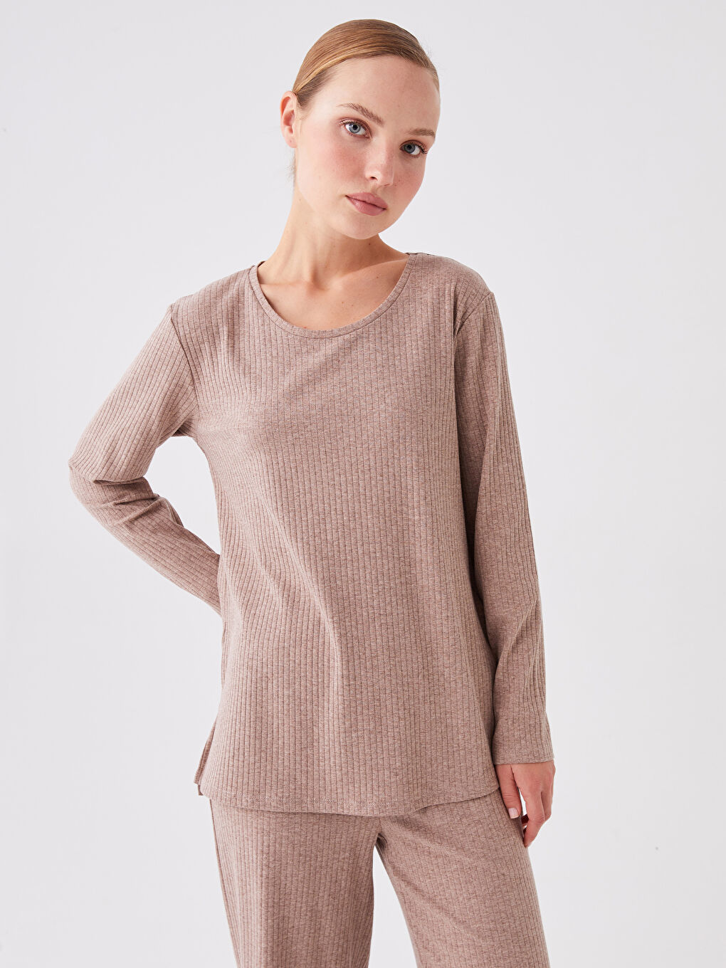 Kahverengi Bisiklet Yaka Düz Uzun Kollu Kadın Tişört-1