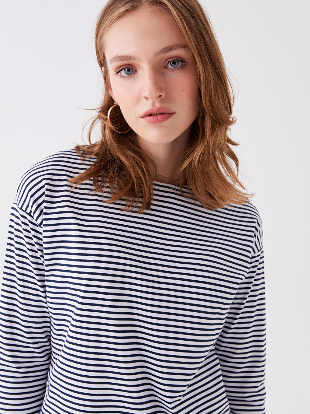 Lacivert Bisiklet Yaka Çizgili Uzun Kollu Kadın Tişört-1