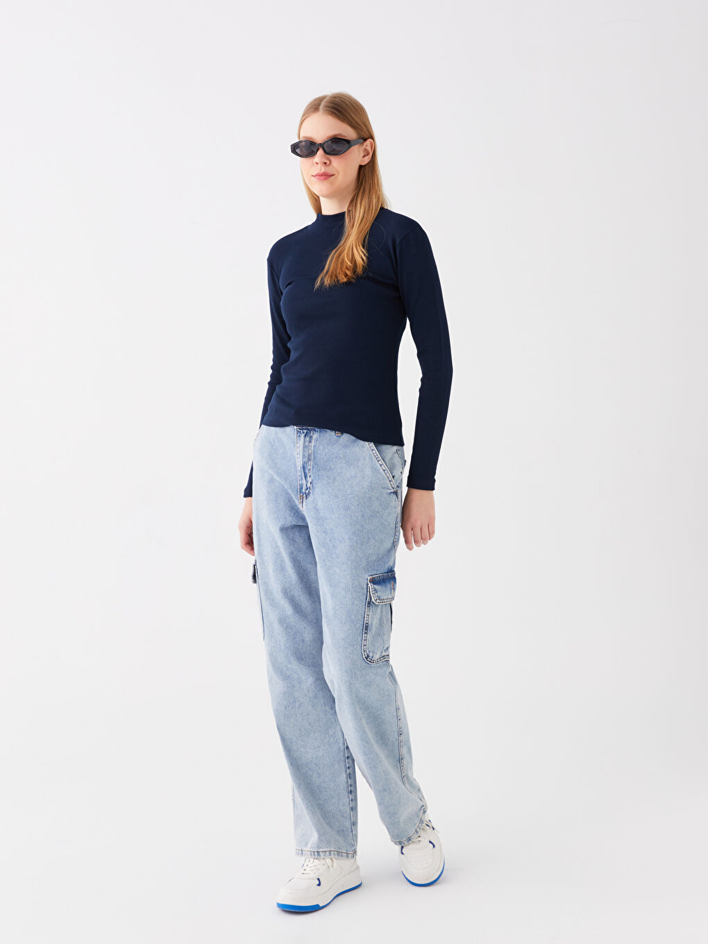 Lacivert Dik Yaka Düz Uzun Kollu Kadın Tişört-2