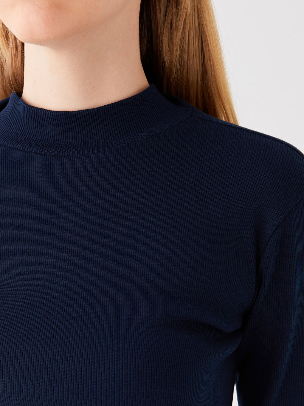 Lacivert Dik Yaka Düz Uzun Kollu Kadın Tişört-3