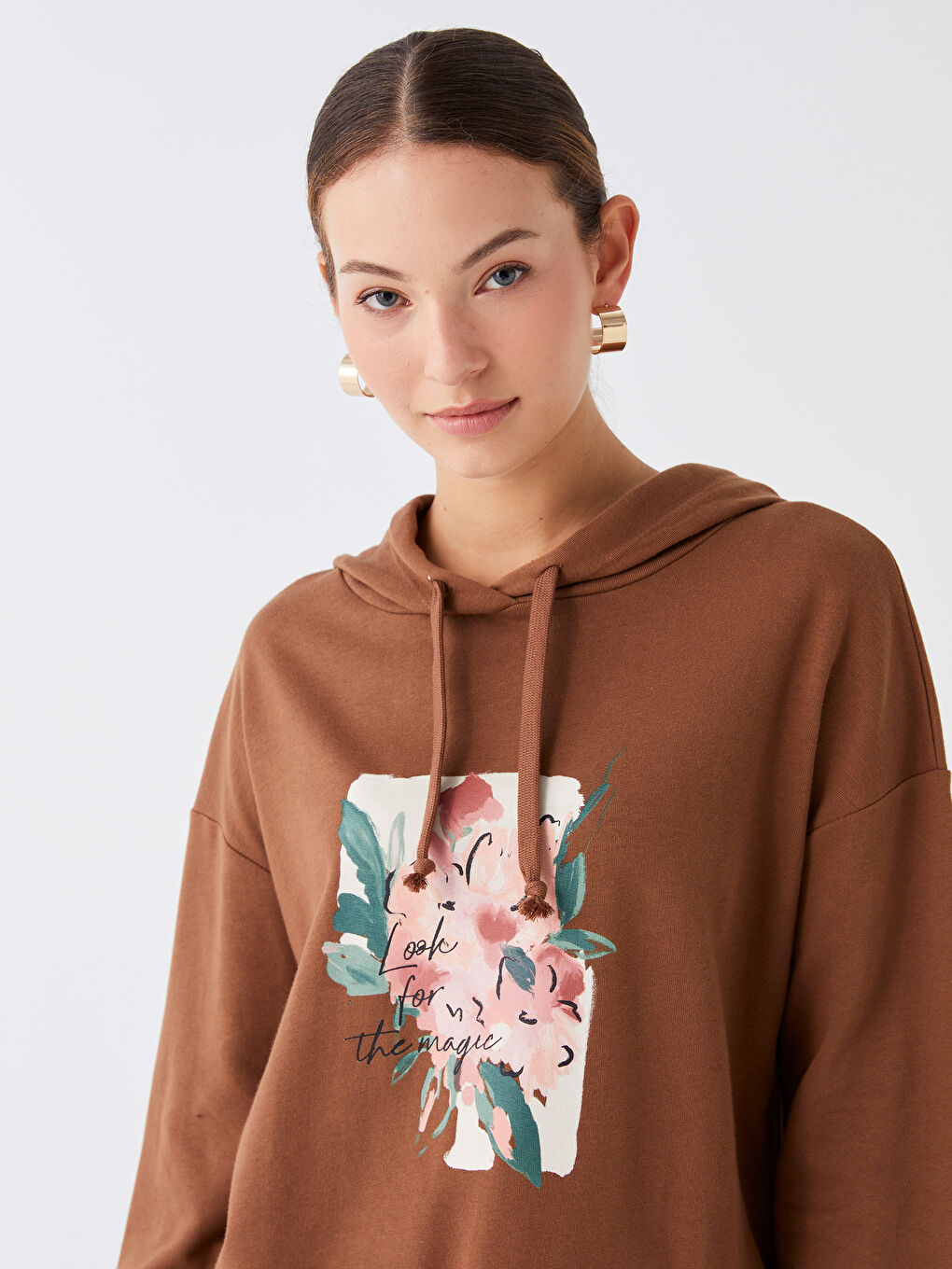 هودي نسائي بأكمام طويلة مطبوع-3