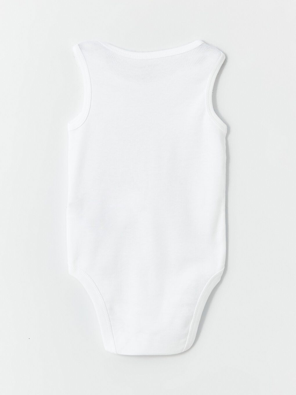 дөңгелек жағалы ұл бала түймесі бар боди 3 дана-6