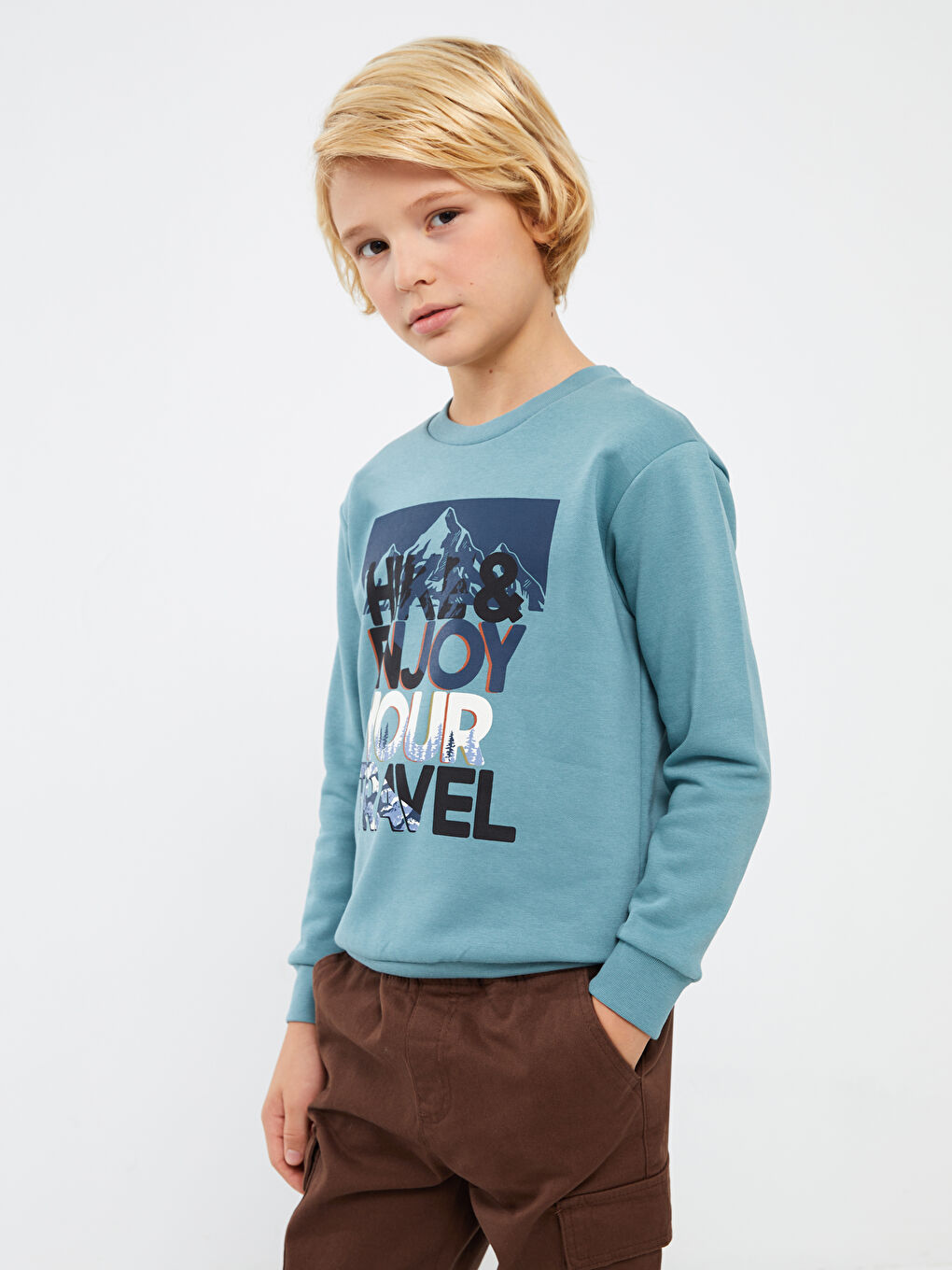 LCW Kids Mat Yeşil Bisiklet Yaka Baskılı Uzun Kollu Erkek Çocuk Sweatshirt