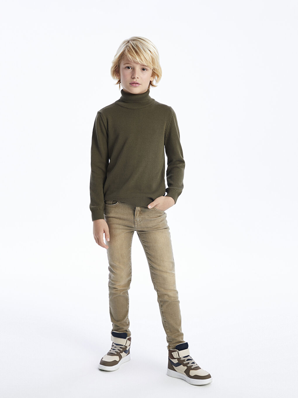 LCW Kids Koyu Kahverengi Super Skinny Fit Erkek Çocuk Jean Pantolon - 1