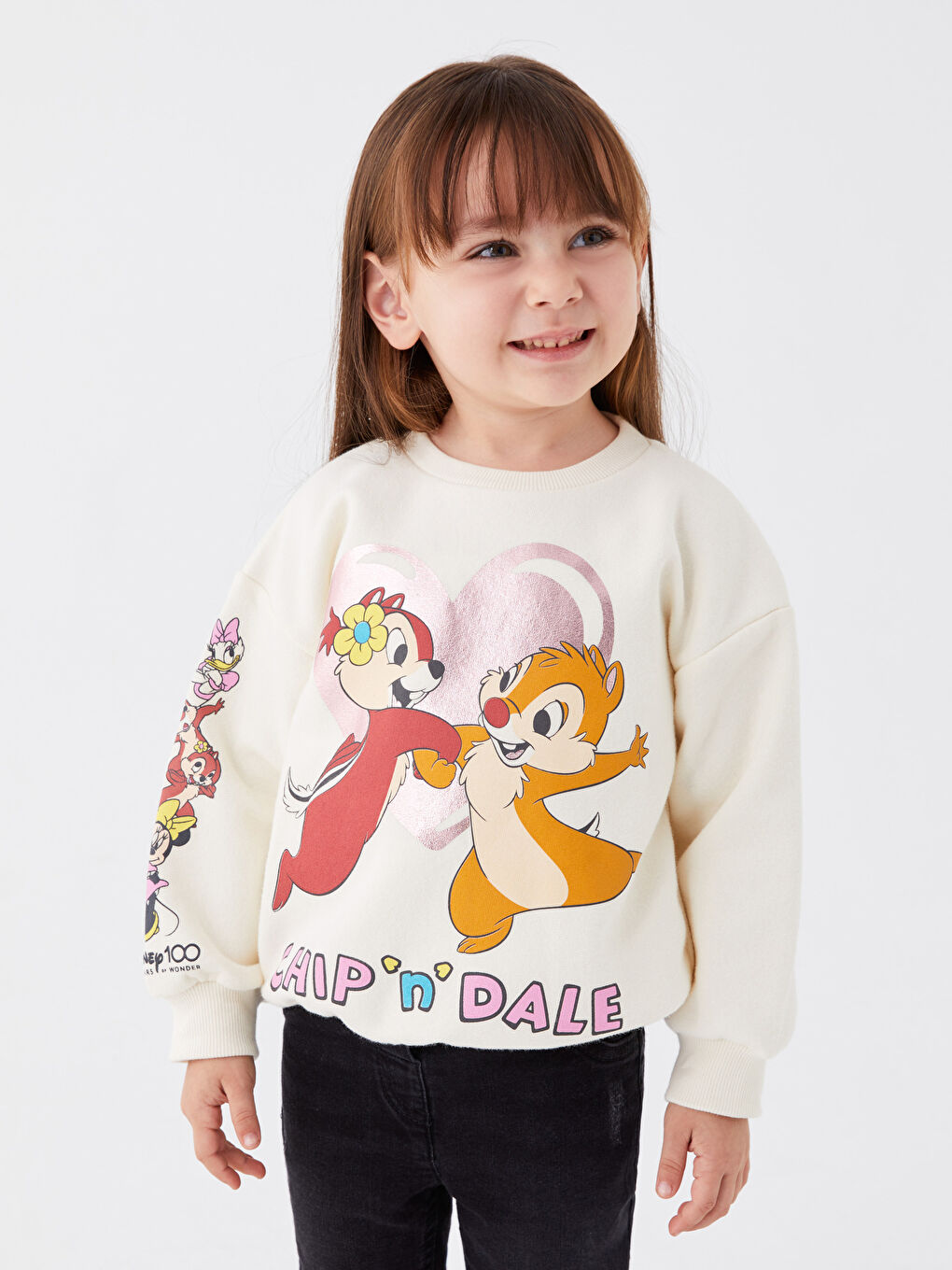 LCW baby Ekru Bisiklet Yaka Chip'n Dale Baskılı Uzun Kollu Kız Bebek Sweatshirt