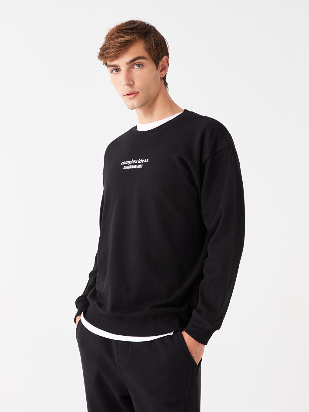 LCW Casual Yeni Siyah Bisiklet Yaka Uzun Kollu Baskılı Erkek Sweatshirt