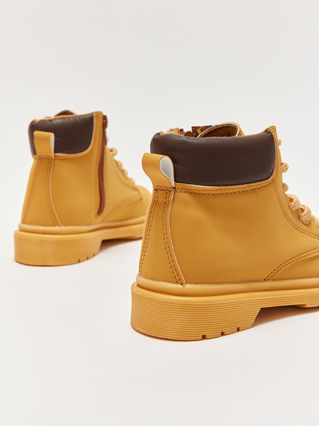 Kahverengi Bağcıklı Kalın Taban Kız Çocuk Bot-4