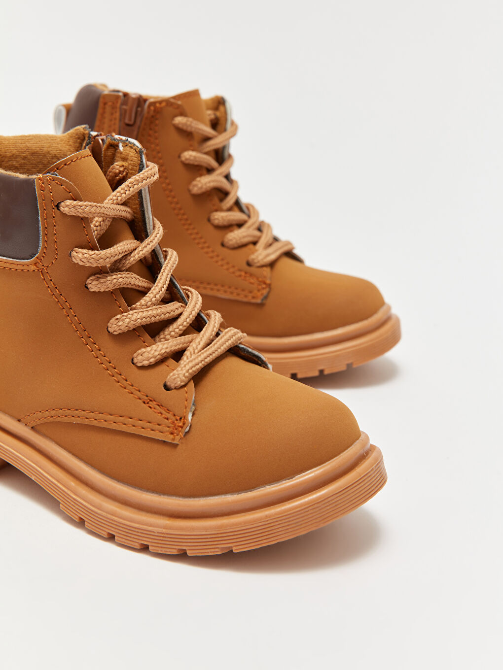 Kahverengi Bağcıklı Kalın Taban Erkek Çocuk Bot-2