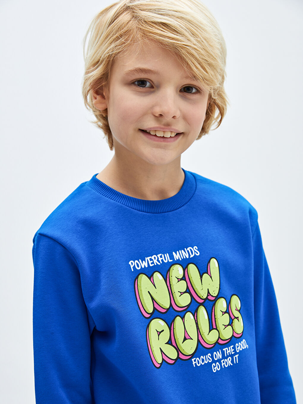 LCW Kids Koyu Mavi Bisiklet Yaka Baskılı Uzun Kollu Erkek Çocuk Sweatshirt - 1