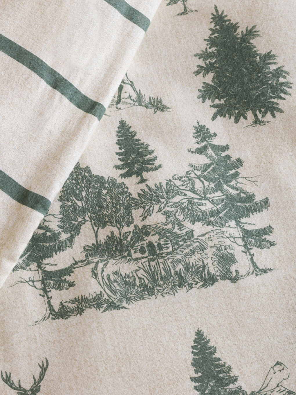 Karışık Baskılı Çift Kişilik Yastık Kılıfı 50x70 cm-1