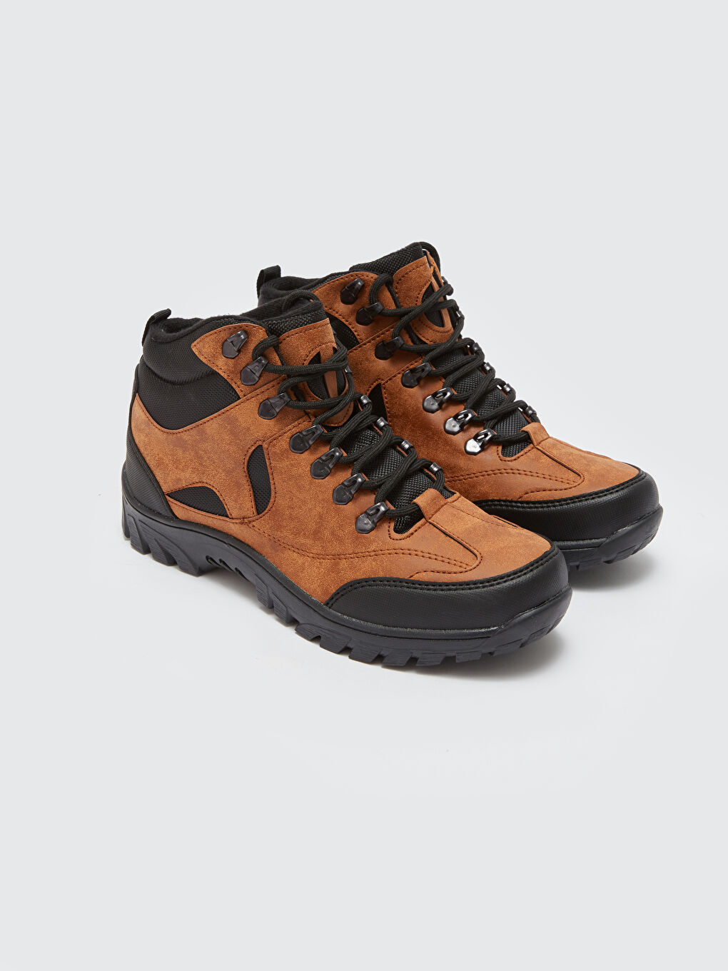 Lace-Up Men's Trekking Boot
