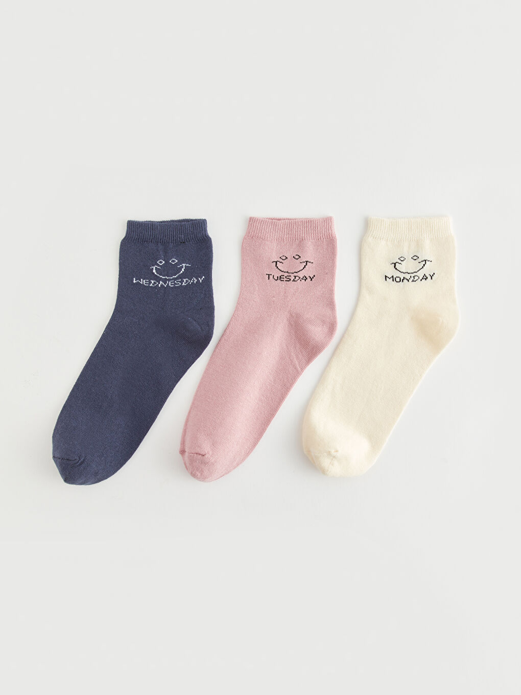 جوارب للكاحل مطبوعة للسيدات - ثلاث عبوات