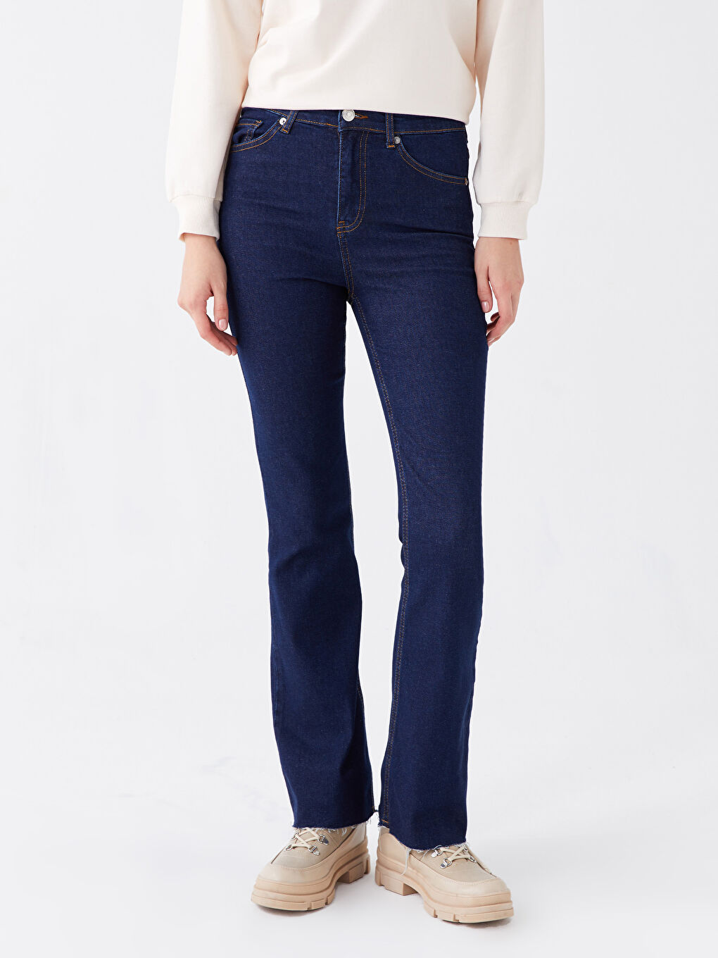 LCW Modest Derin Koyu  Rodeo Straight Fit Kadın Jean Pantolon - 3