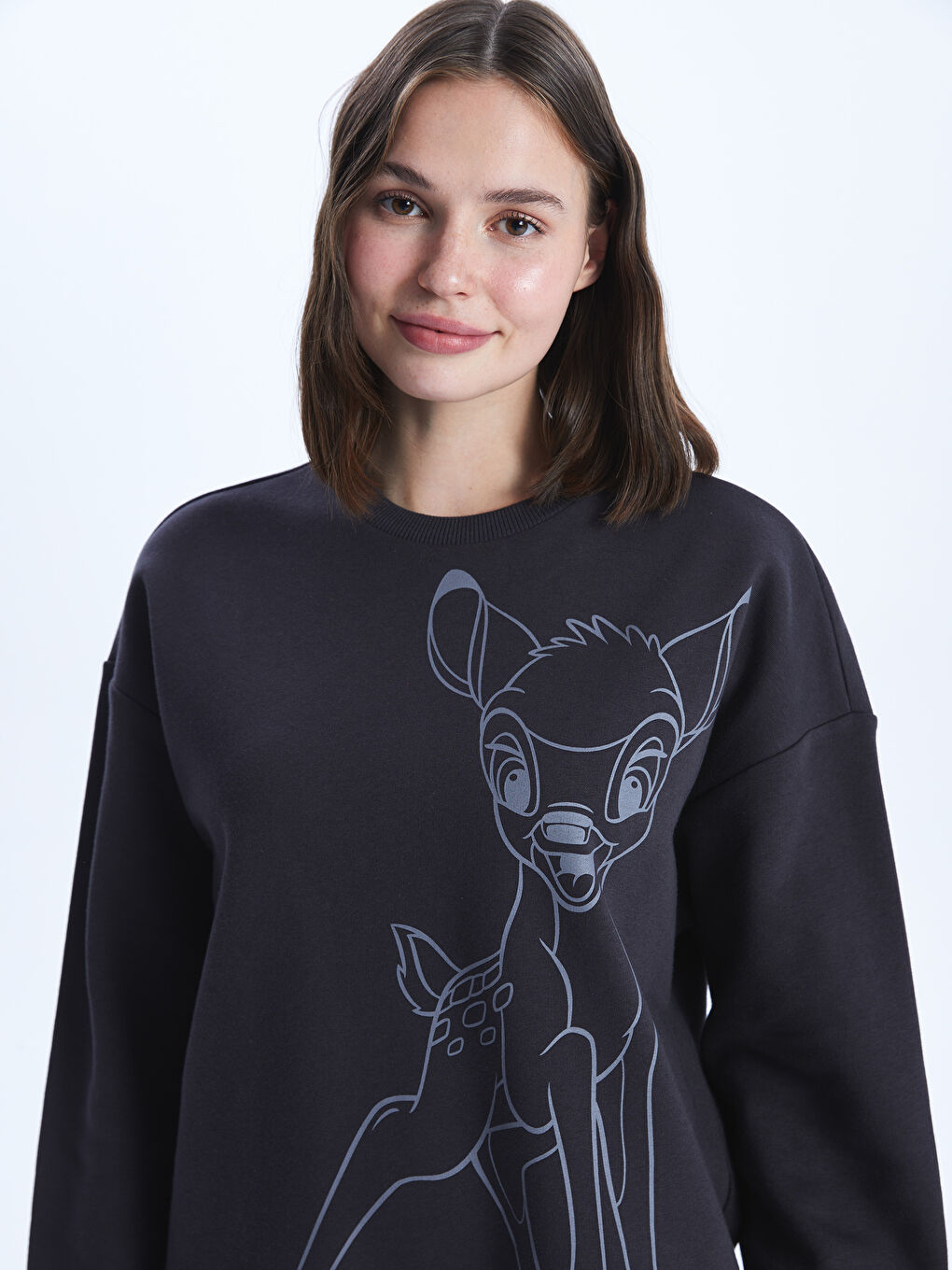 LCW Vision Antrasit Bisiklet Yaka Bambi Baskılı Oversize Kadın Kalın Sweatshirt