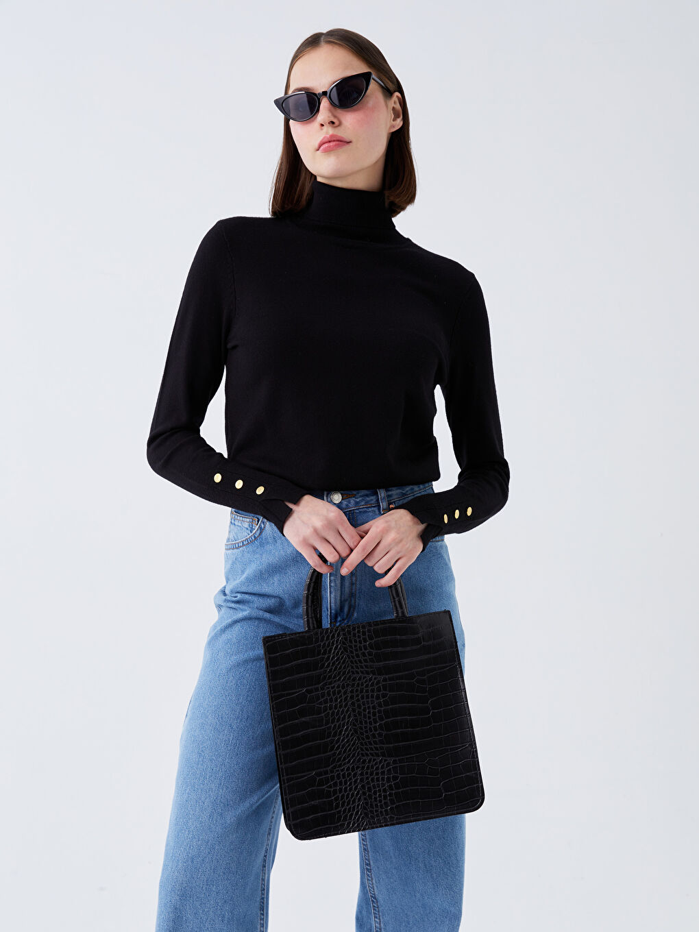 Siyah Deri Görünümlü Kadın Kol Çantası-1