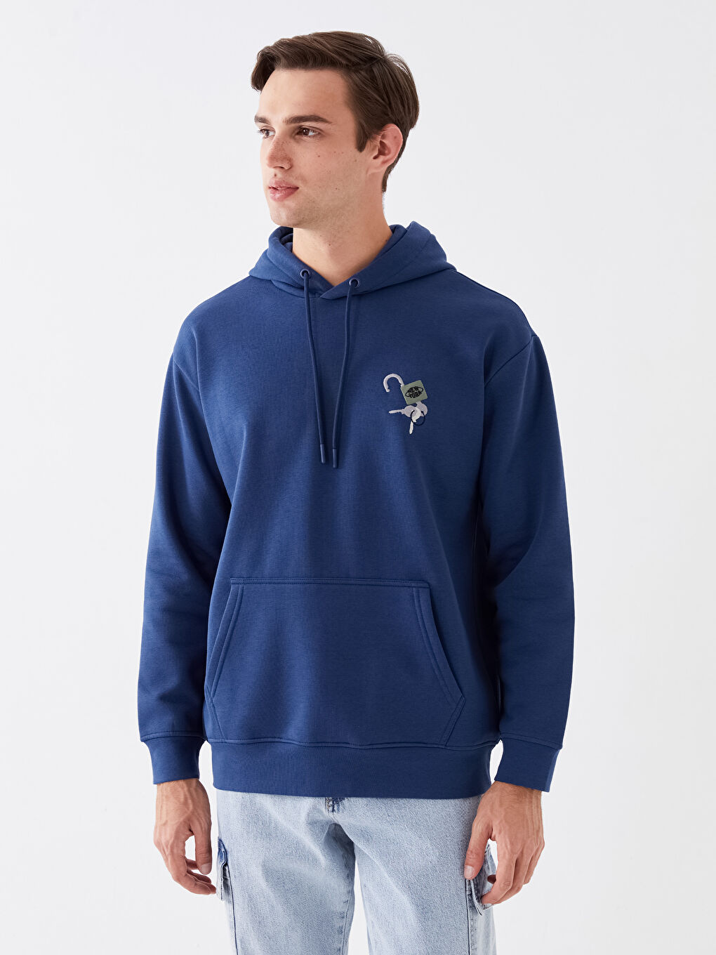 LCW Casual İndigo Uzun Kollu Baskılı Erkek Hoodie - 1