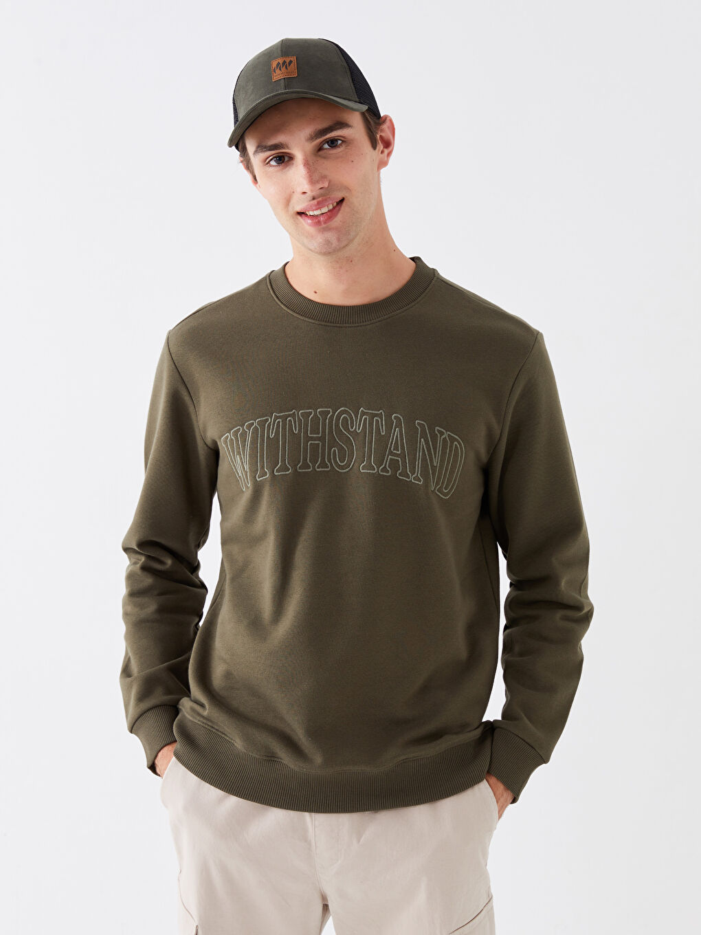 LCW Casual Haki Bisiklet Yaka Uzun Kollu Baskılı Erkek Sweatshirt - 1