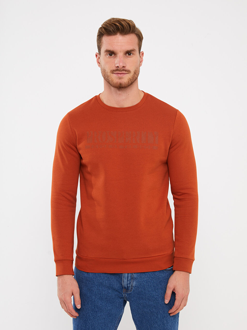 LCWAIKIKI Classic Yanık Turuncu Bisiklet Yaka Uzun Kollu Baskılı Erkek Sweatshirt - 1