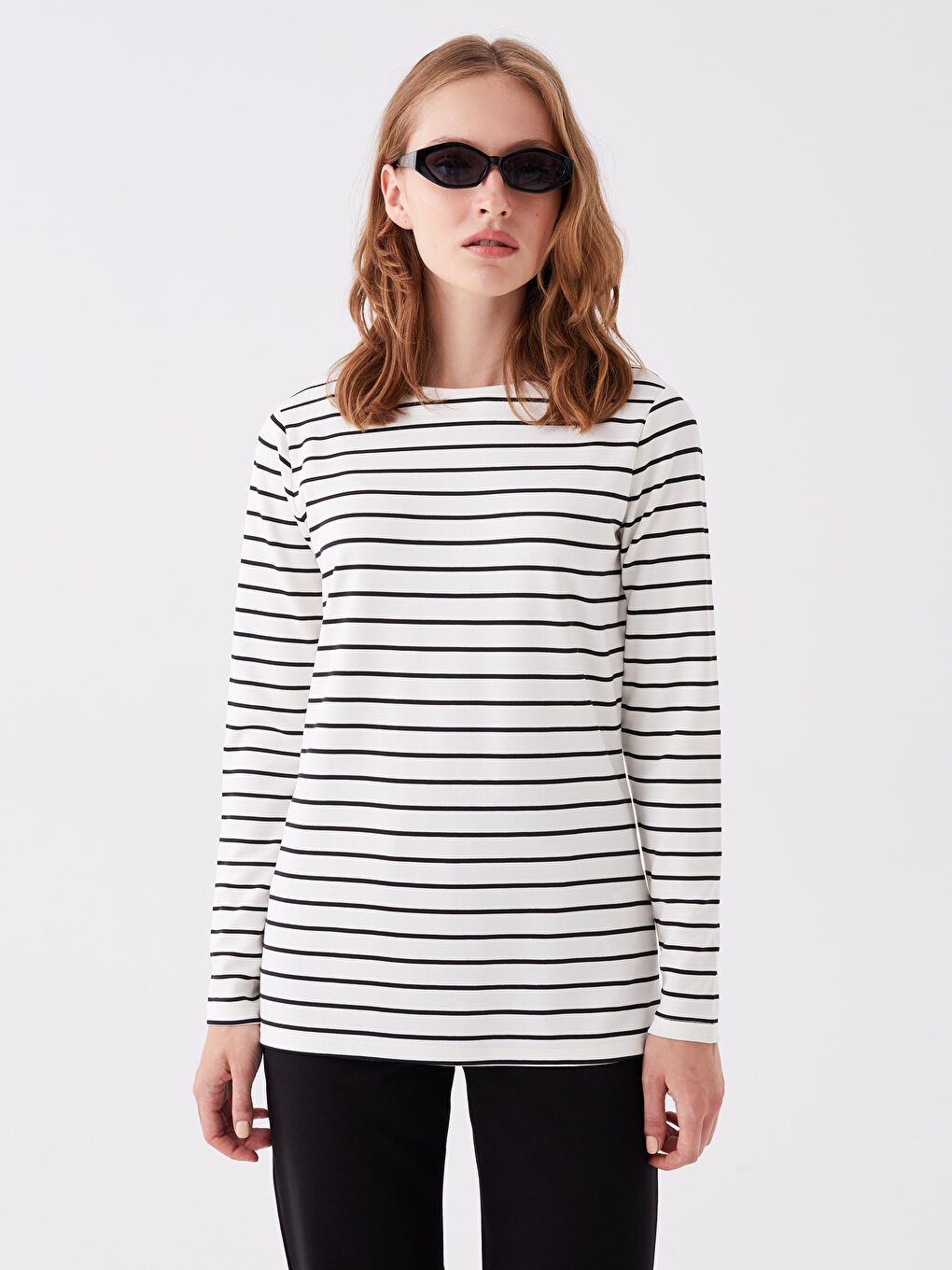 მრგვალი საყელო ზოლიანი გრძელმკლავიანი მაისური ქალებისთვის-1