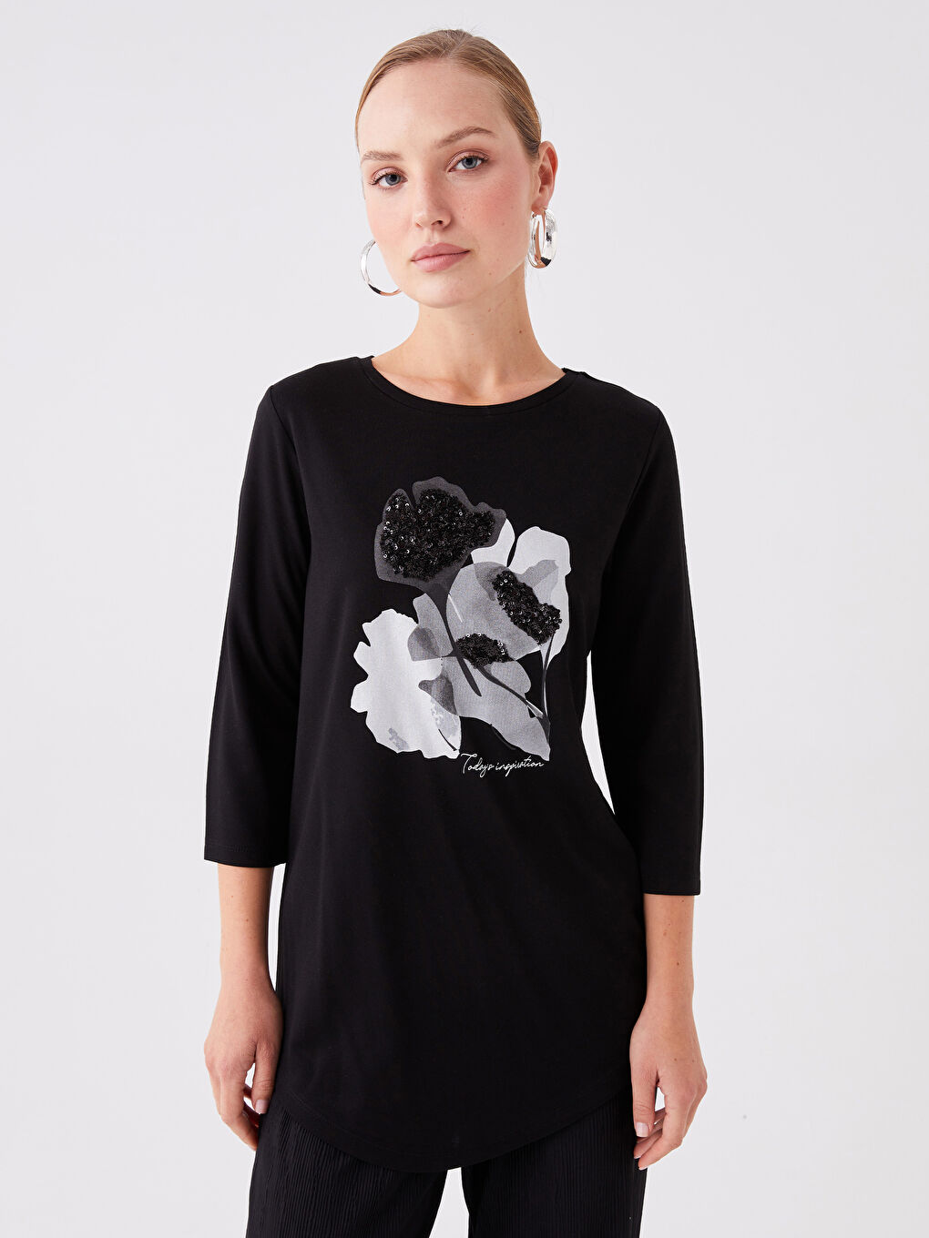 Crew Neck Embroidered Women's T-Shirt-1