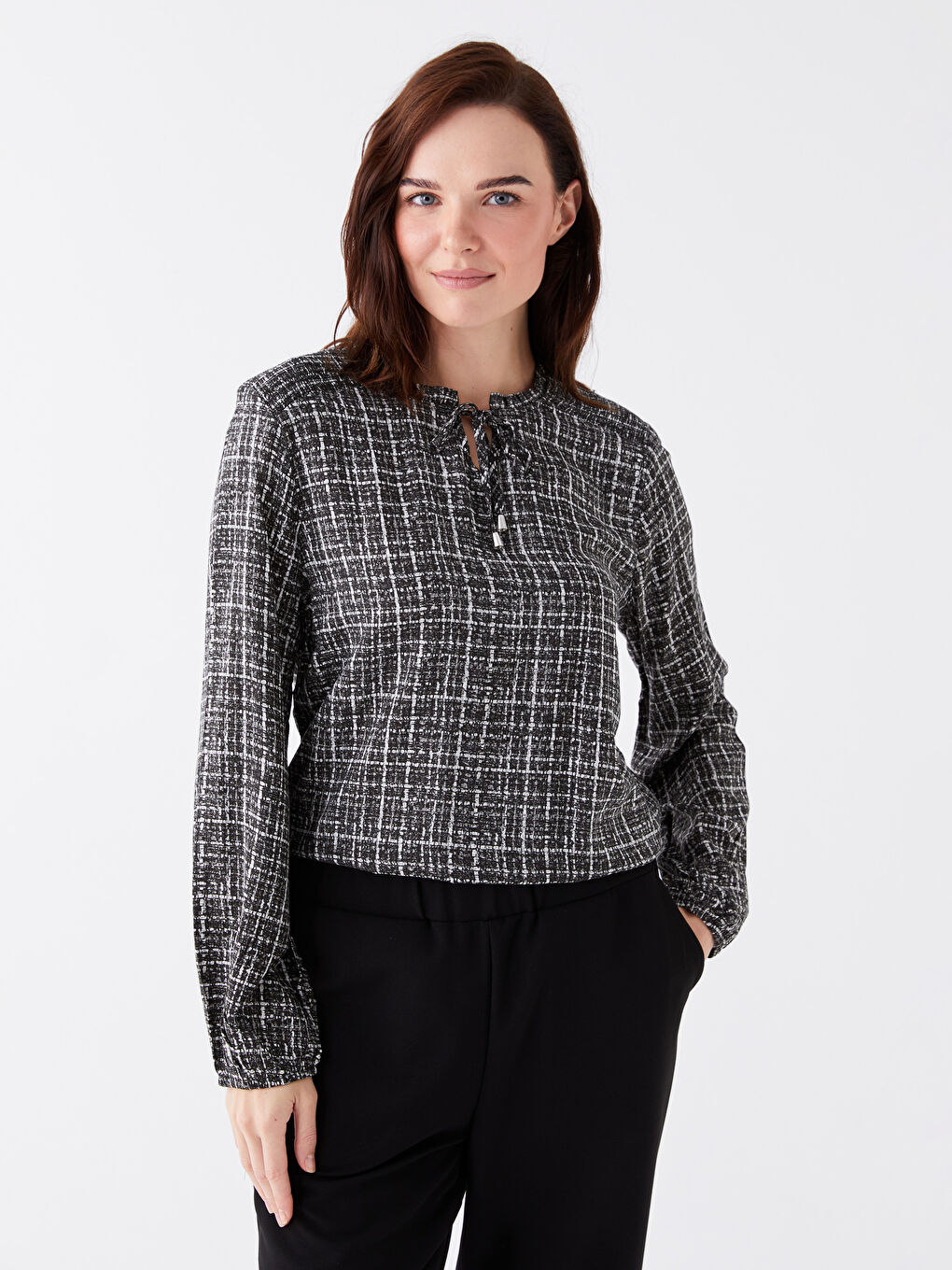 LCW Grace Bluza sa kragnom na vezanje, uzorkom i dugim rukavima za žene -W3I309Z8-LQJ