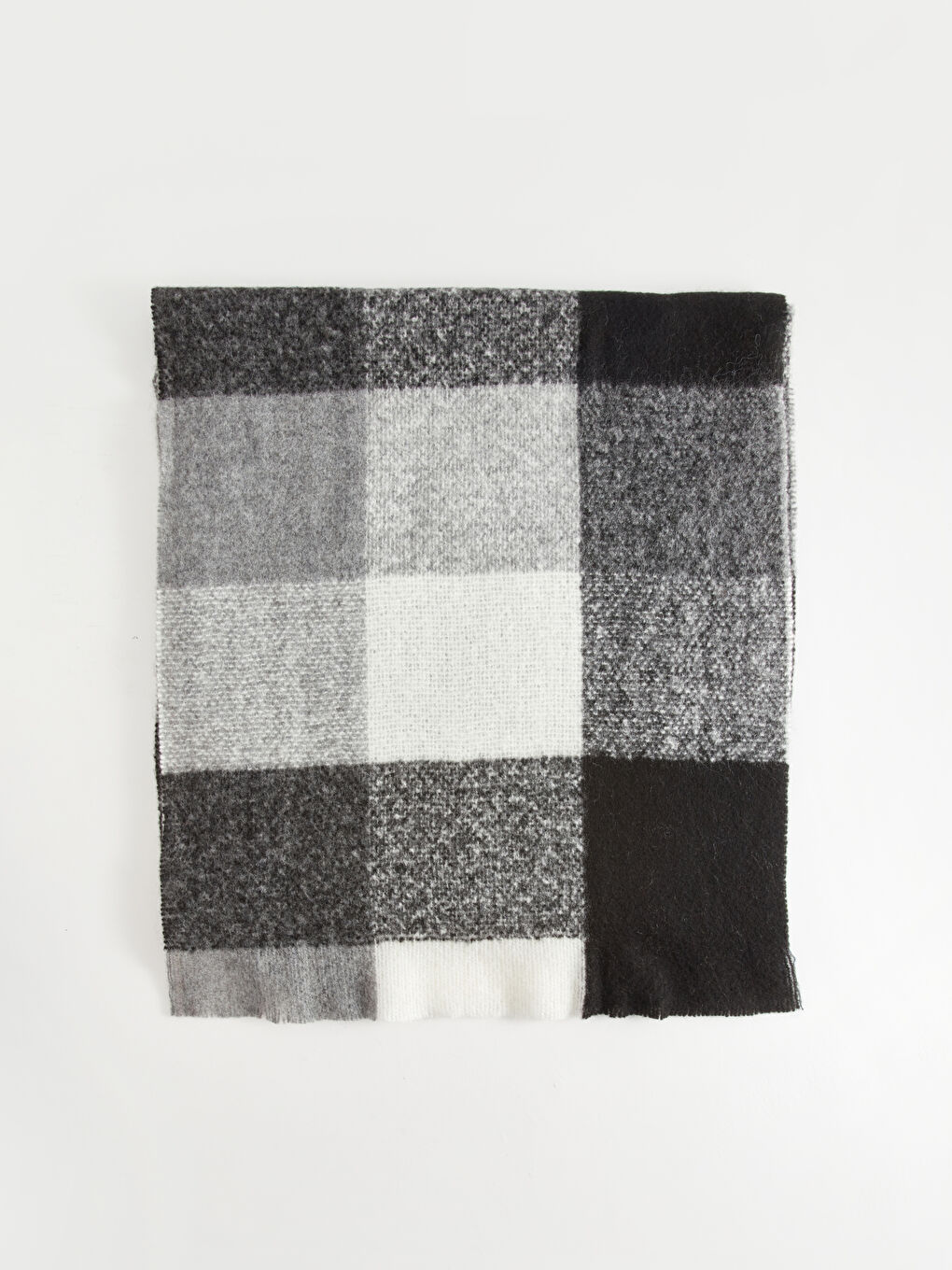 Gri Renk Bloklu Kadın Atkı-3