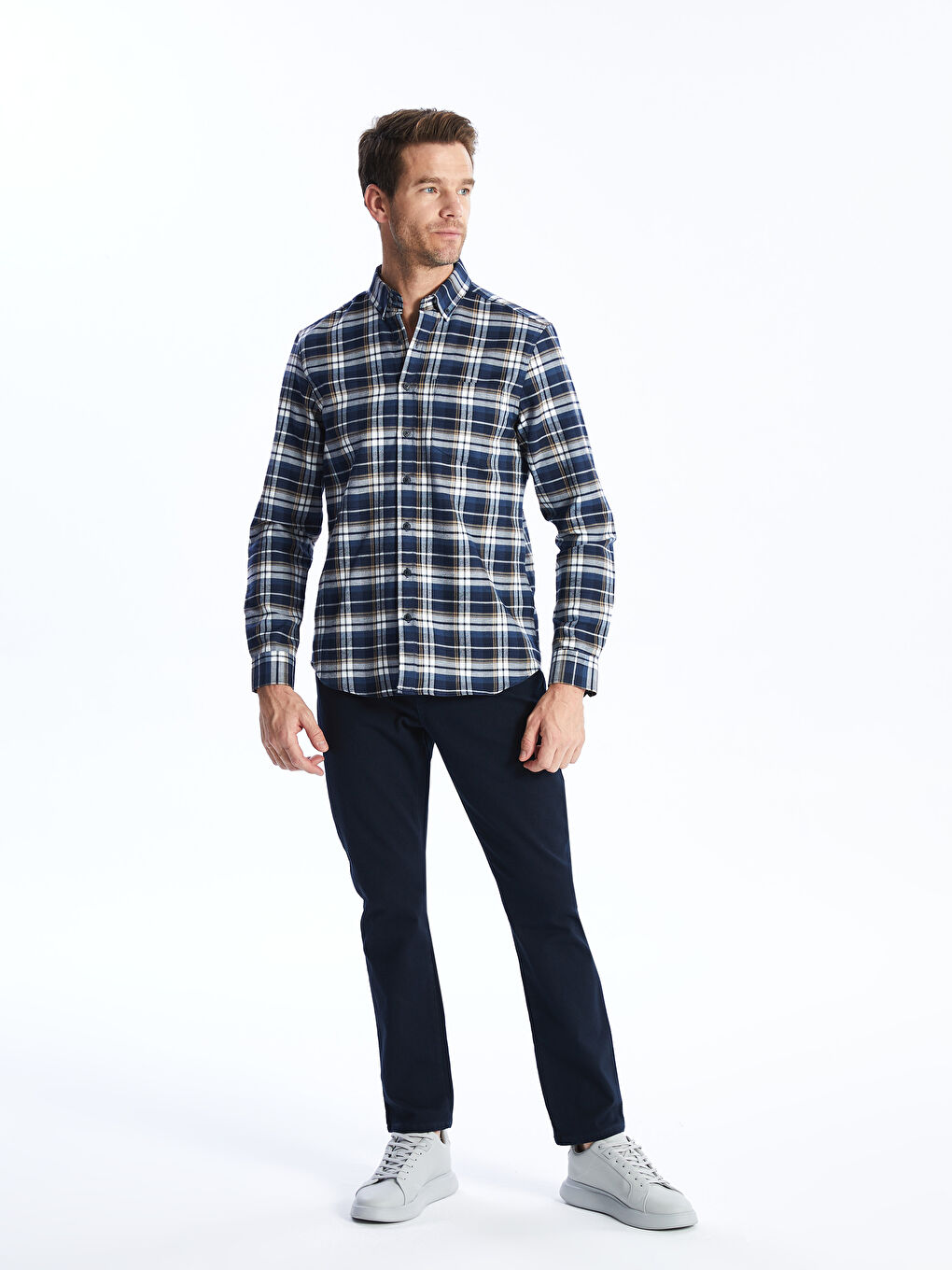 LCWAIKIKI Classic Regular Fit Long Sleeve Plaid Gabardine Men's Shirt -W3I333Z8-LKQ
