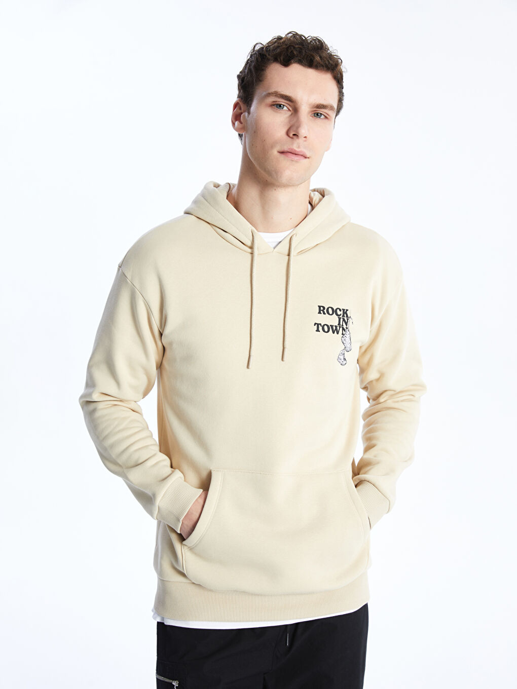 LCW Casual Bej Uzun Kollu Baskılı Erkek Hoodie