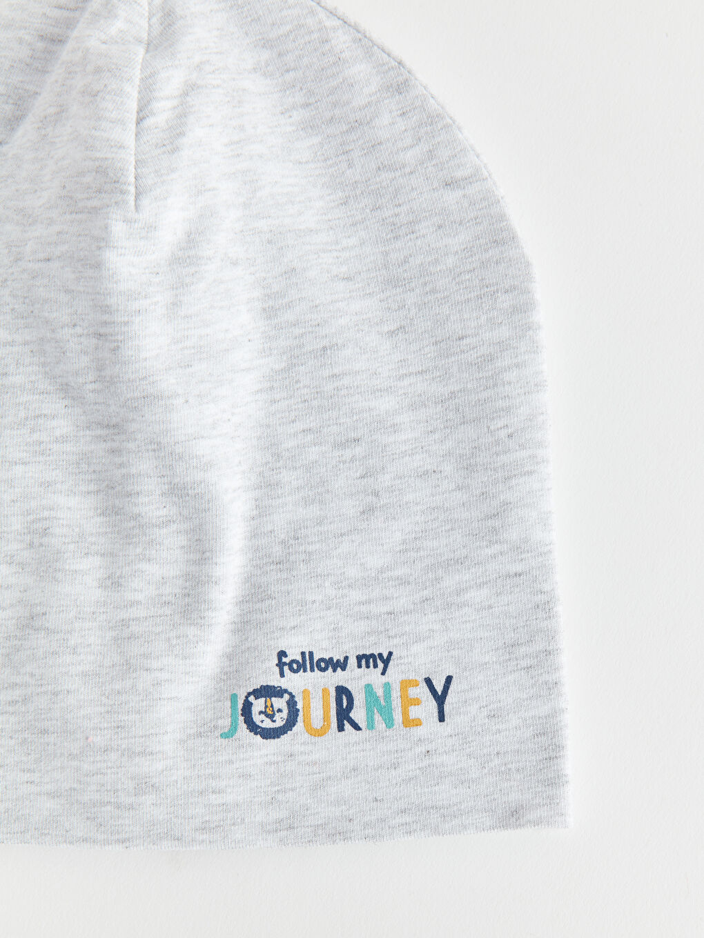 Gri Nakışlı Erkek Bebek Bere Seti-1