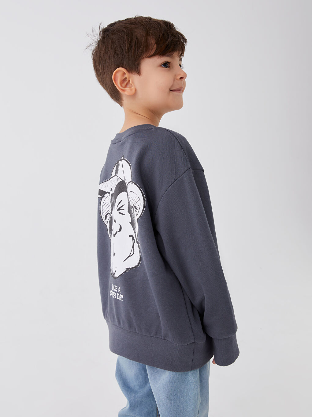 LCW Kids Koyu Gri Bisiklet Yaka Nostaljik Maymun Baskılı Uzun Kollu Unisex Çocuk Sweatshirt - 5