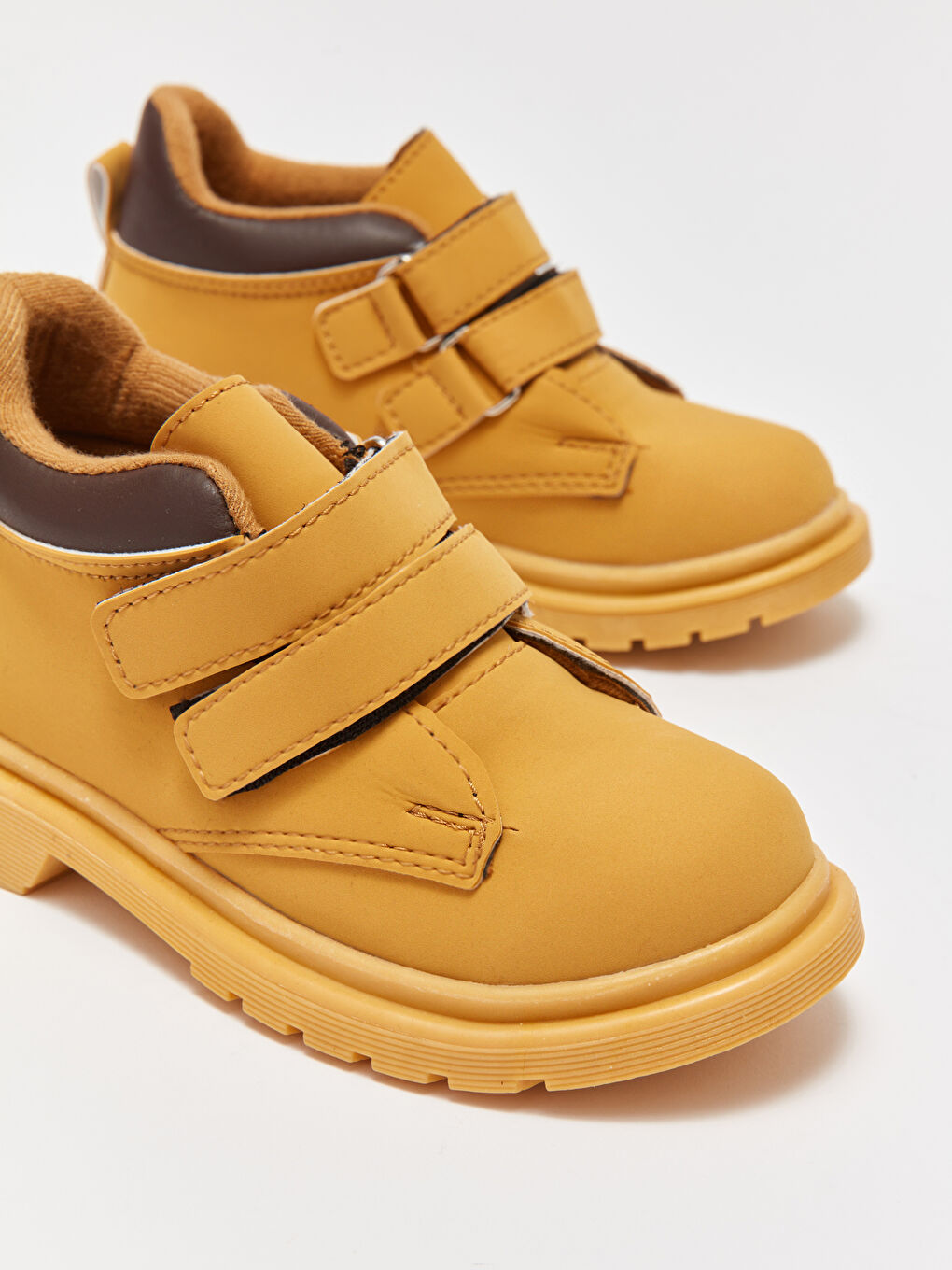 Kahverengi Cırt Cırtlı Kız Çocuk Bot-2