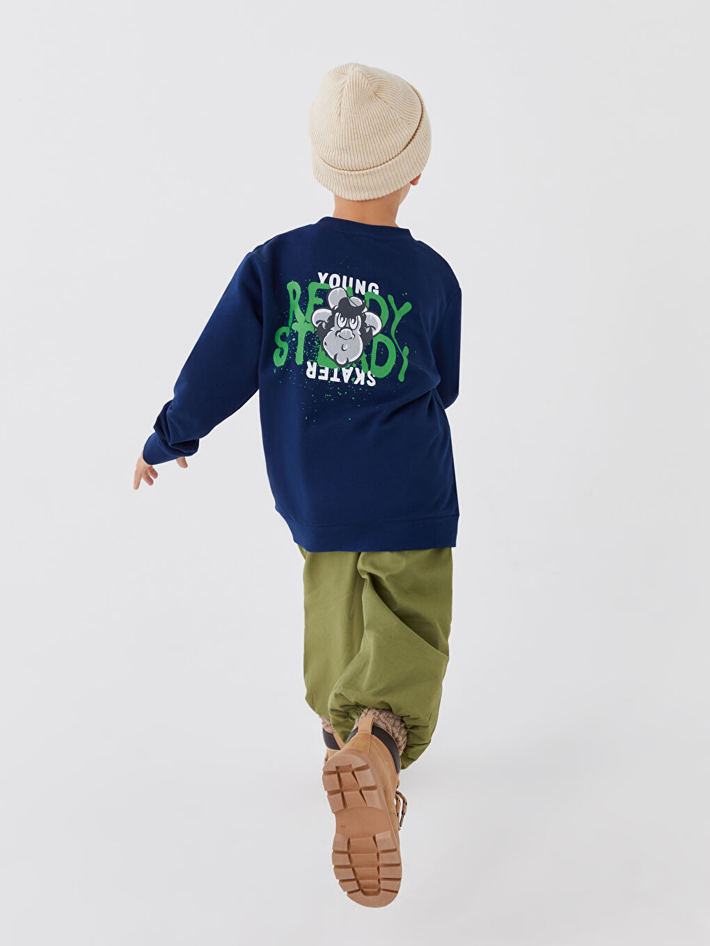 LCW Kids Lacivert Bisiklet Yaka Nostaljik Maymun Baskılı Uzun Kollu Erkek Çocuk Sweatshirt - 1