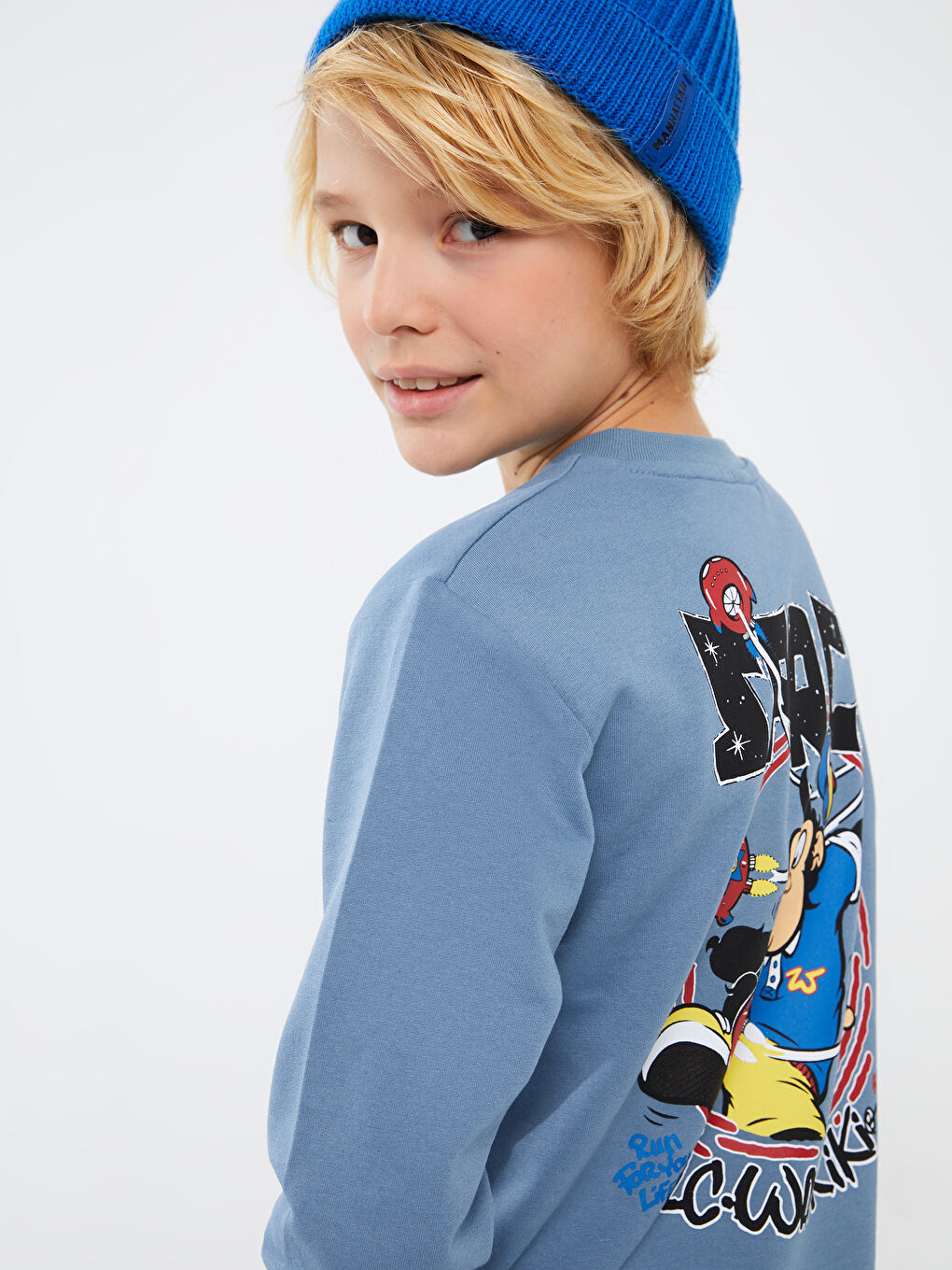 LCW Kids Crew Neck Nostalgic Monkey Printed Long Sleeve Boy Sweatshirt -W3I907Z4-R2T