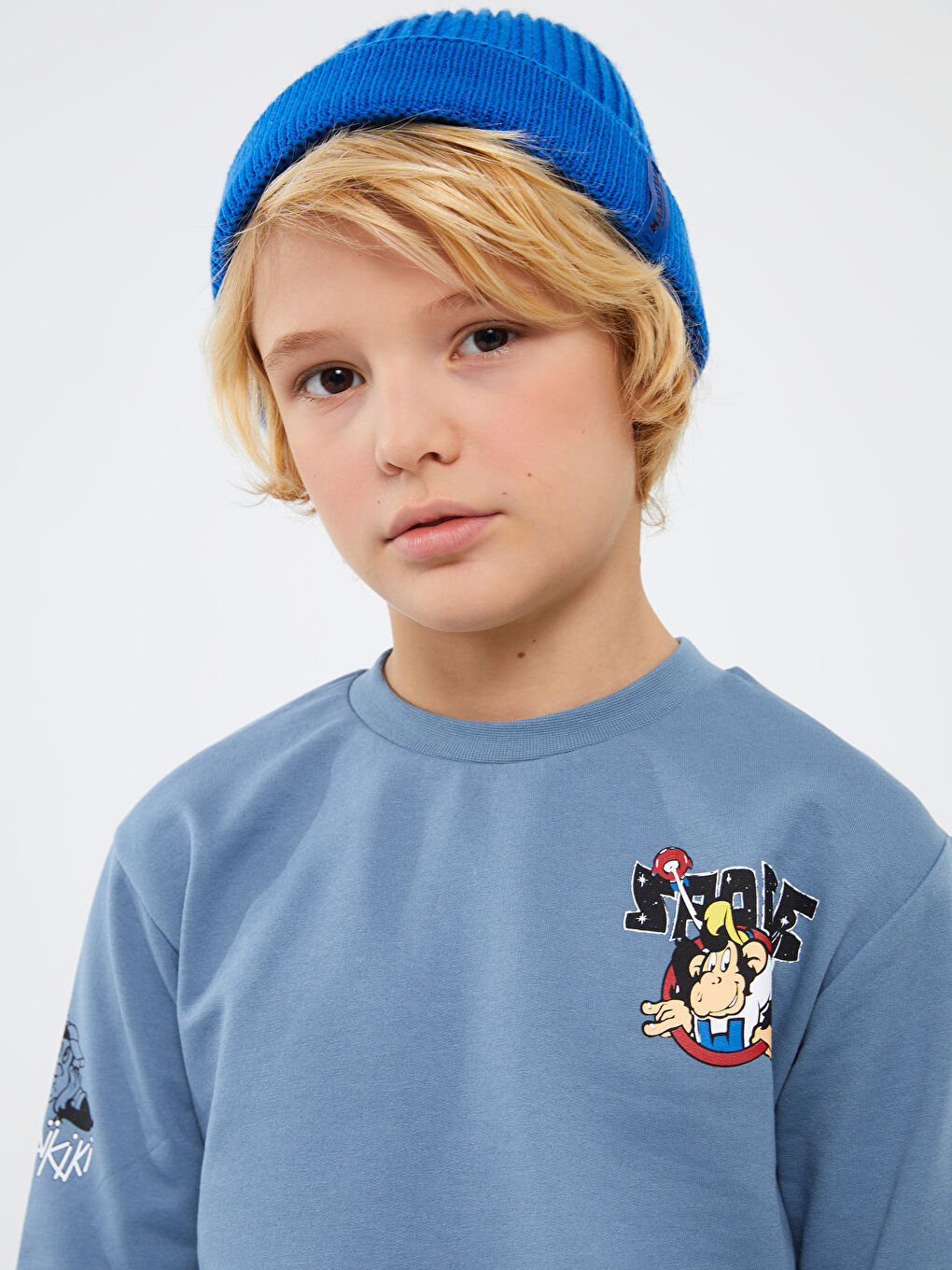 LCW Kids Crew Neck Nostalgic Monkey Printed Long Sleeve Boy Sweatshirt -W3I907Z4-R2T
