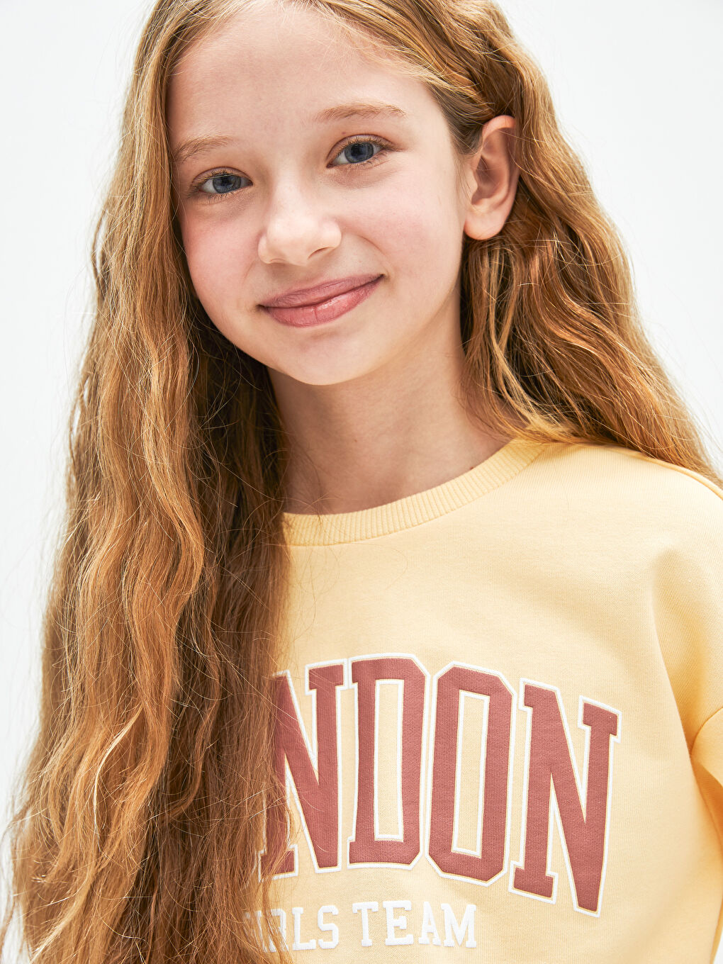 Crew Neck Printed Long Sleeve Girls' Sweatshirt-3